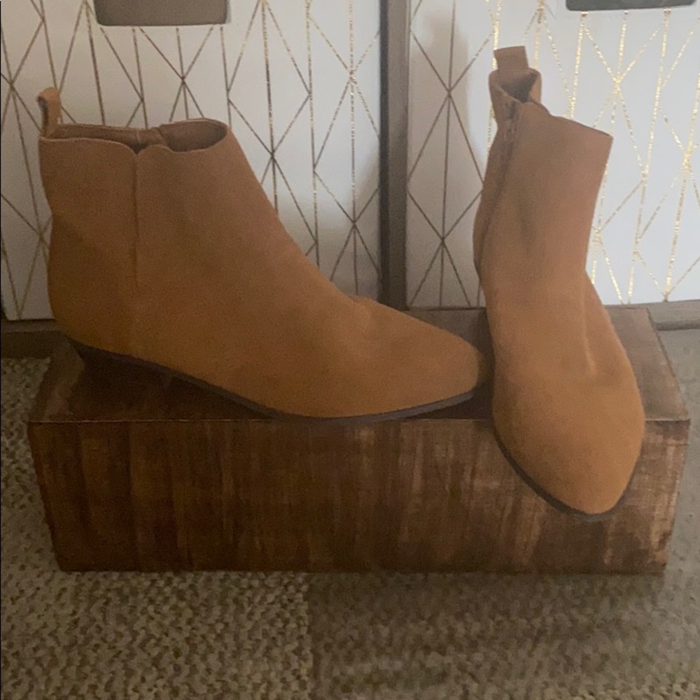 Gap Booties